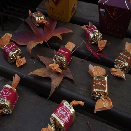 caixa trufas novas dentro